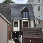 Cote Fleurie -le D'honfleur Apartmán *