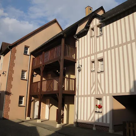 Côte Fleurie -le D'honfleur Apartamento *